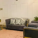 Villa In Vrindavan