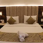 Meera Madhav Resort