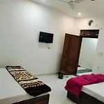 Amit Guest House