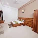 Hotel Mukund Palace- In House Parking - Best Rated Area