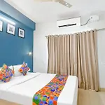 Hotel Gujarati Bhawan - Luxe Stay - Near Prem Mandir