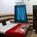 Kamal Dham Hotel - Near Prem Mandir