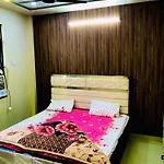 Kaushik Home Stay
