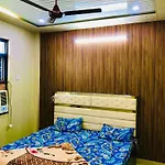 Kaushik Home Stay