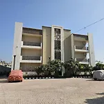 Shri Sadhana Inn