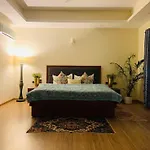 Umang - Premium Resort Like Villa In Vrindavan