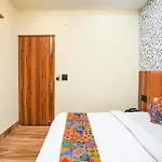 Fabhotel The Vrindavan Inn