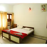 Shri Shri Radha Shyam Palace, Vrindavan