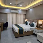 Shri Sadhana Inn