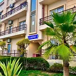 The Garnet Resort - Top Rated & Most Awarded Property In Vrindavan