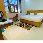 Shri Bansuri Dham Inn