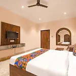 Hotel Vrindavan Prosperity - Near Prem Mandir