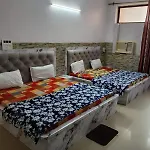 Hotel Darshika Vrindavan