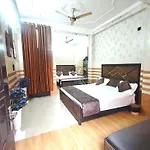 Vats Villa \