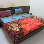 Shyama Shyam Guest House