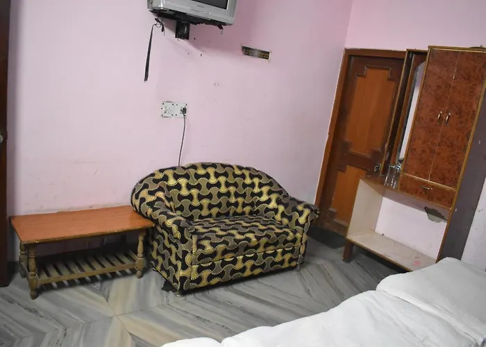 Hotel Satyam Dham By Wb Inn