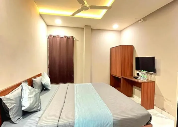 Hotel Pride Premium - Best Hotel Near Prem Mandir
