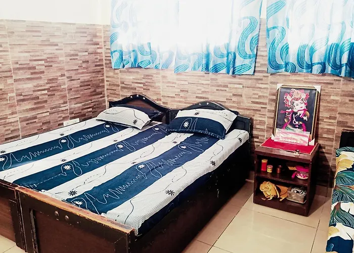 Banke Bihari Spiritual Stay