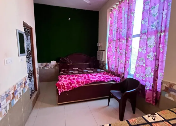 Radha Ballabh Guest House