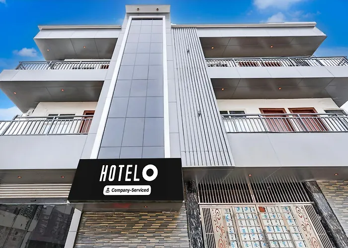 Super Hotel O Shree Ji Puram Near Prem Mandir