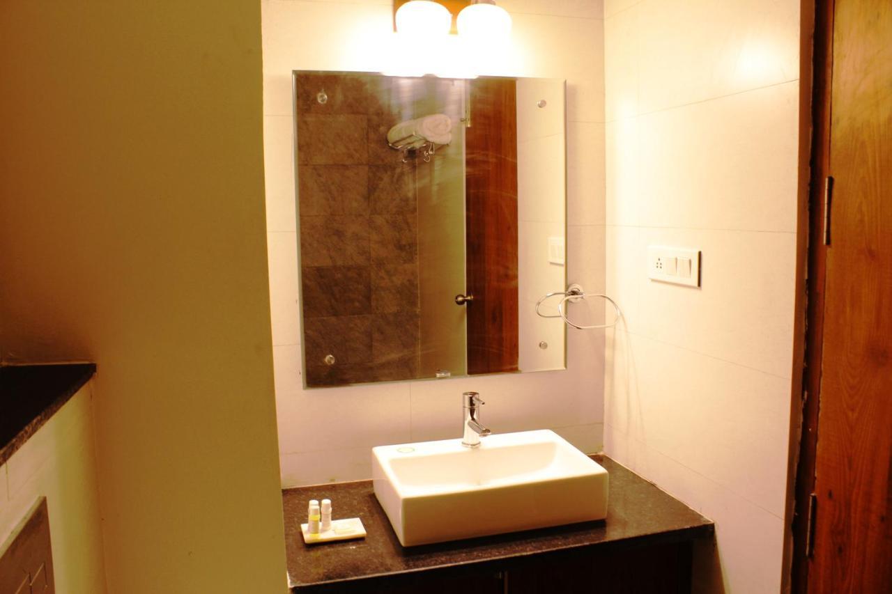 Hotel The Vrindwoods Vrindavan