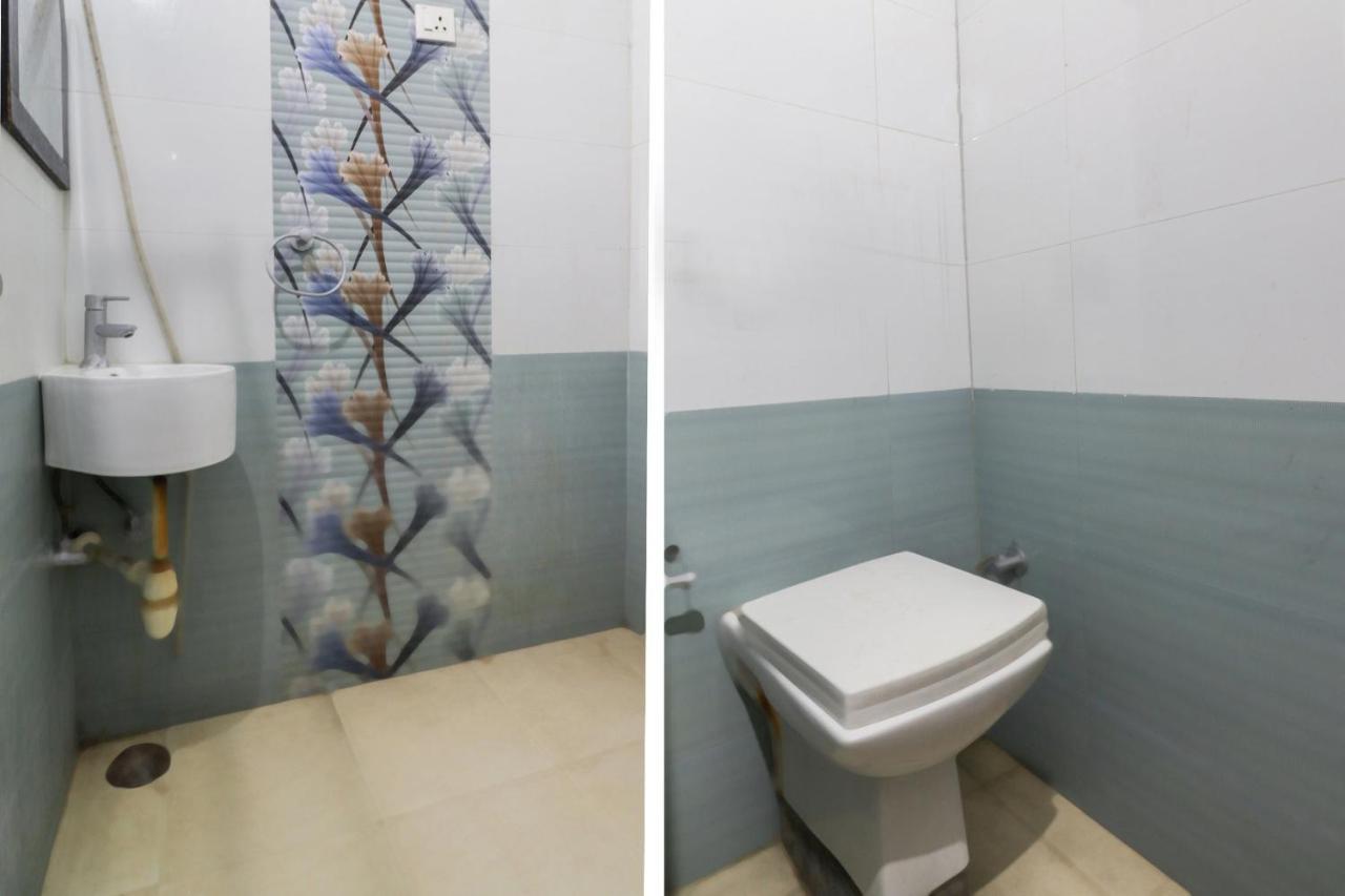 Oyo 69402 Yogeshwar Dhaam Hotel 3*