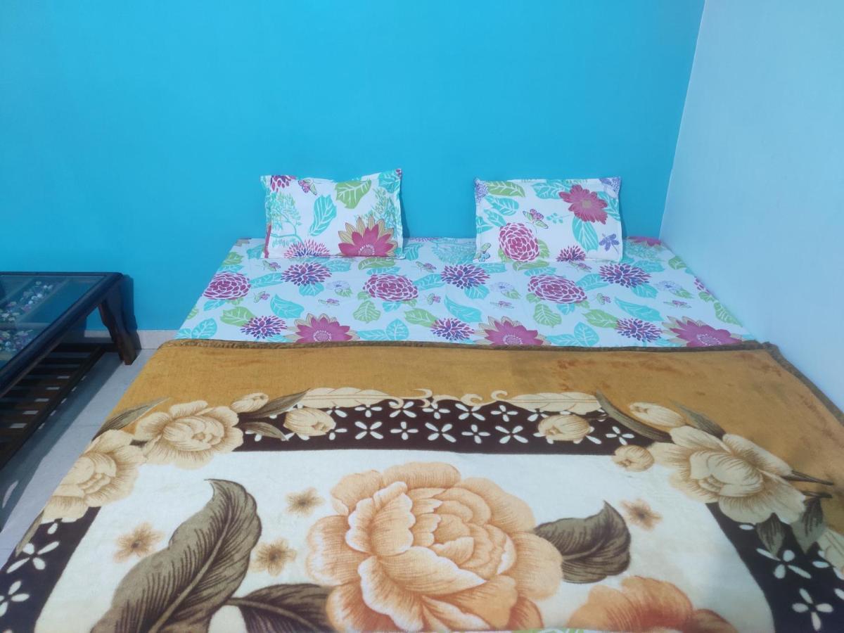 Nidhivan Homestay Guest house *