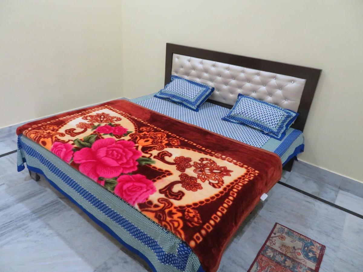 Bhawani Shankar Gautam Guest house