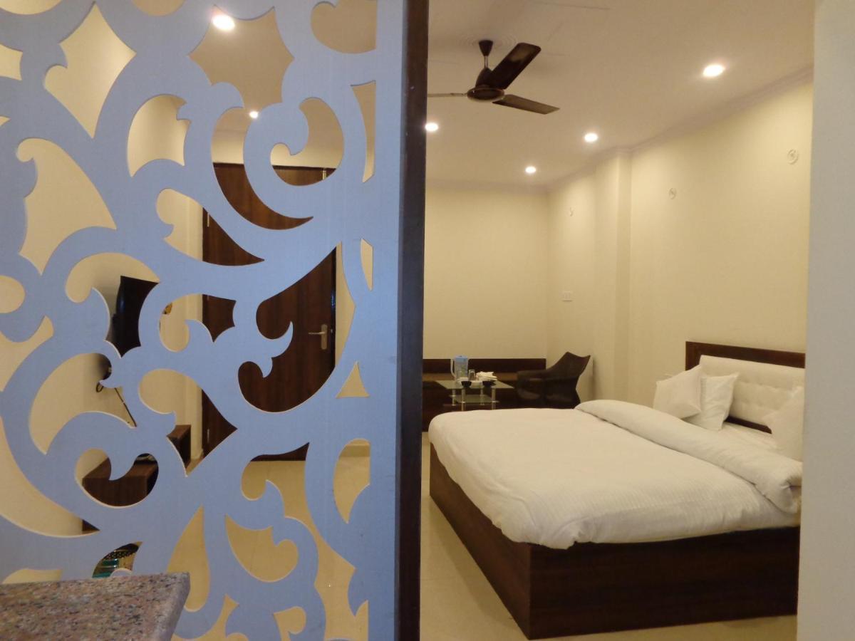 Rukmani Hotel 3*