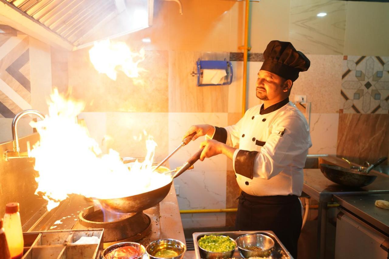 Hotel Idhayan Palace 4*