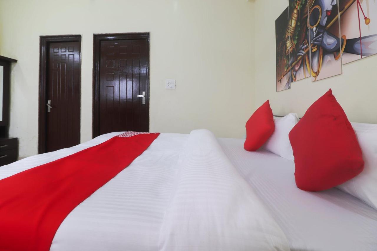 Oyo 64683 Shri Yamuna Palace Hotel 3*