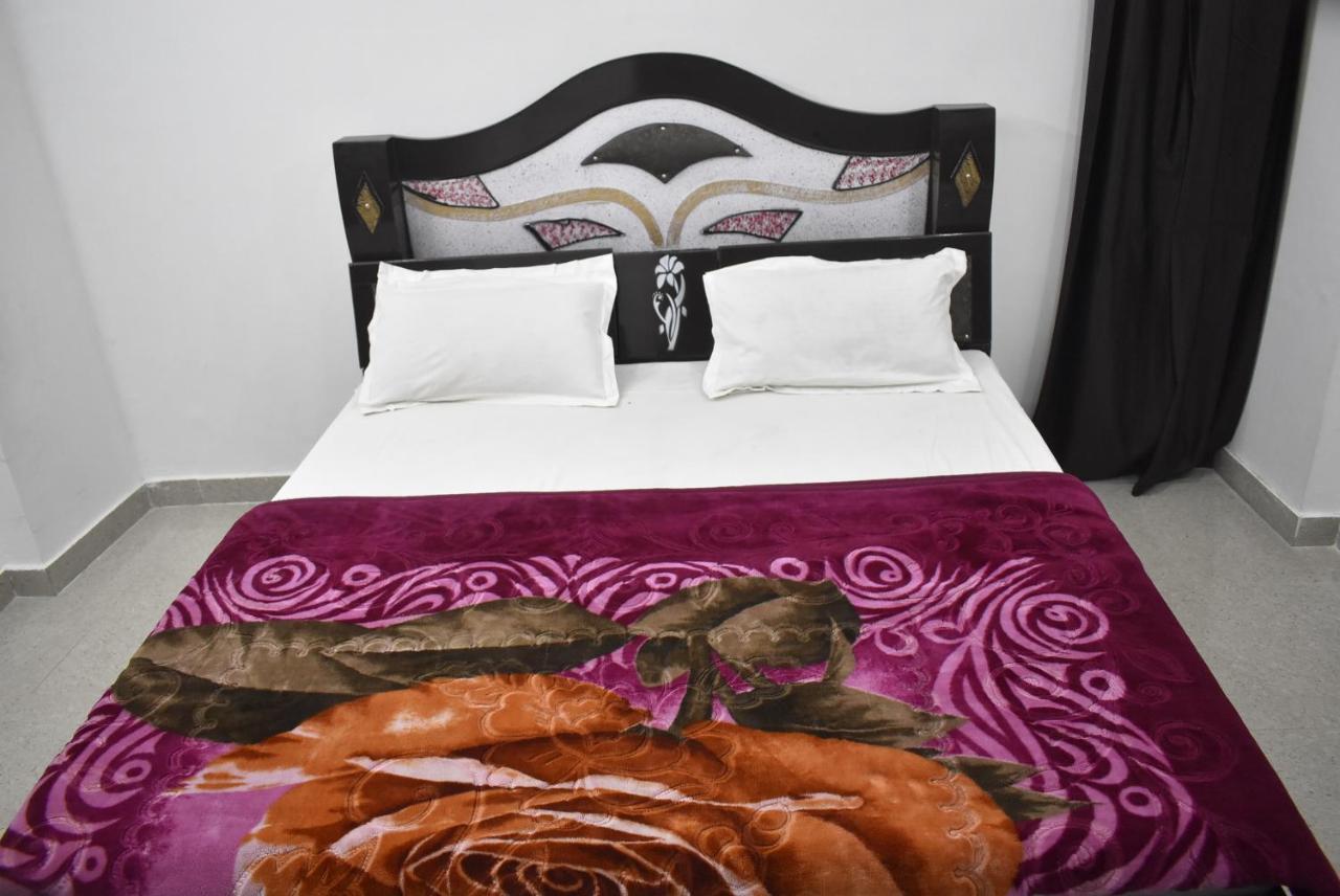Hotel Prem Dham By Wb Inn Vrindavan