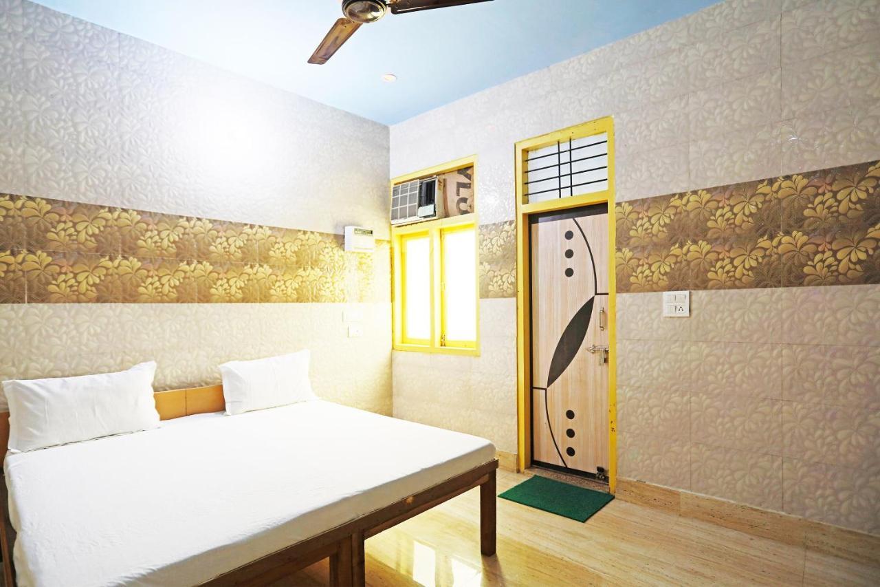 Hotel Oyo 44361 Shri Lajjaram Ashram