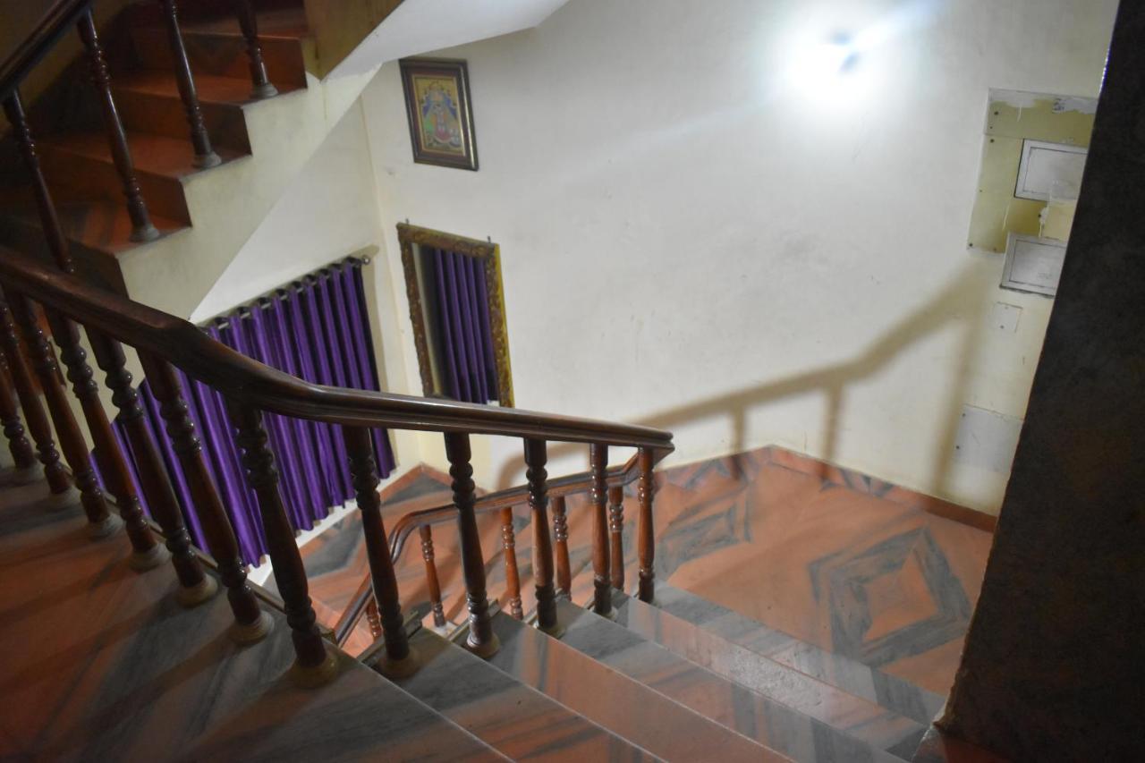 Hotel Satyam Dham By Wb Inn Hotel Vrindavan