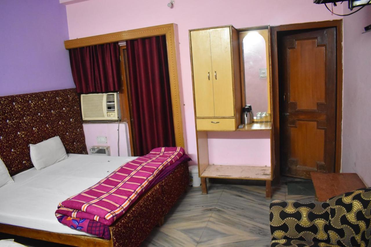 Hotel Satyam Dham By Wb Inn 2* Vrindavan