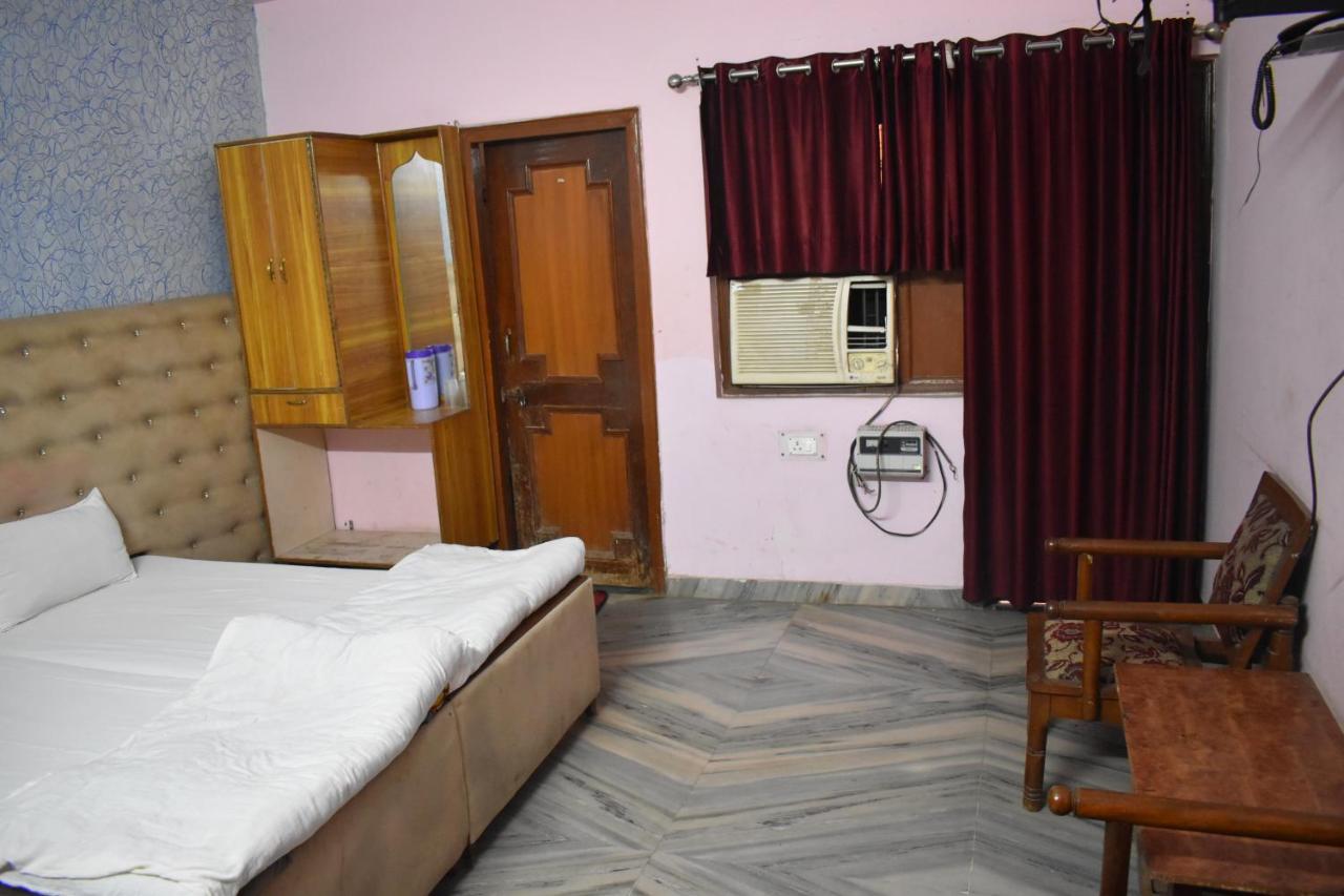 Hotel Satyam Dham By Wb Inn Hotel Vrindavan