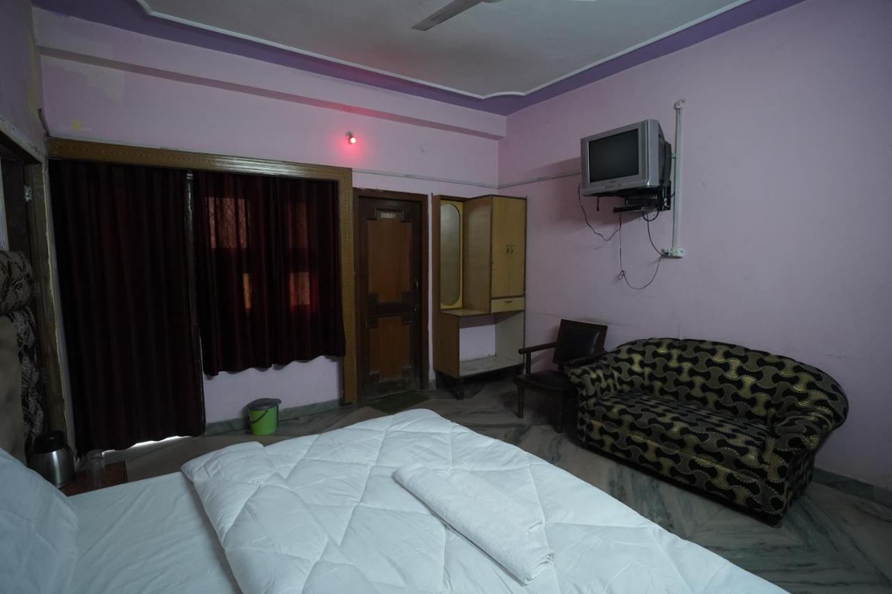 Hotel Satyam Dham By Wb Inn 2* Vrindavan