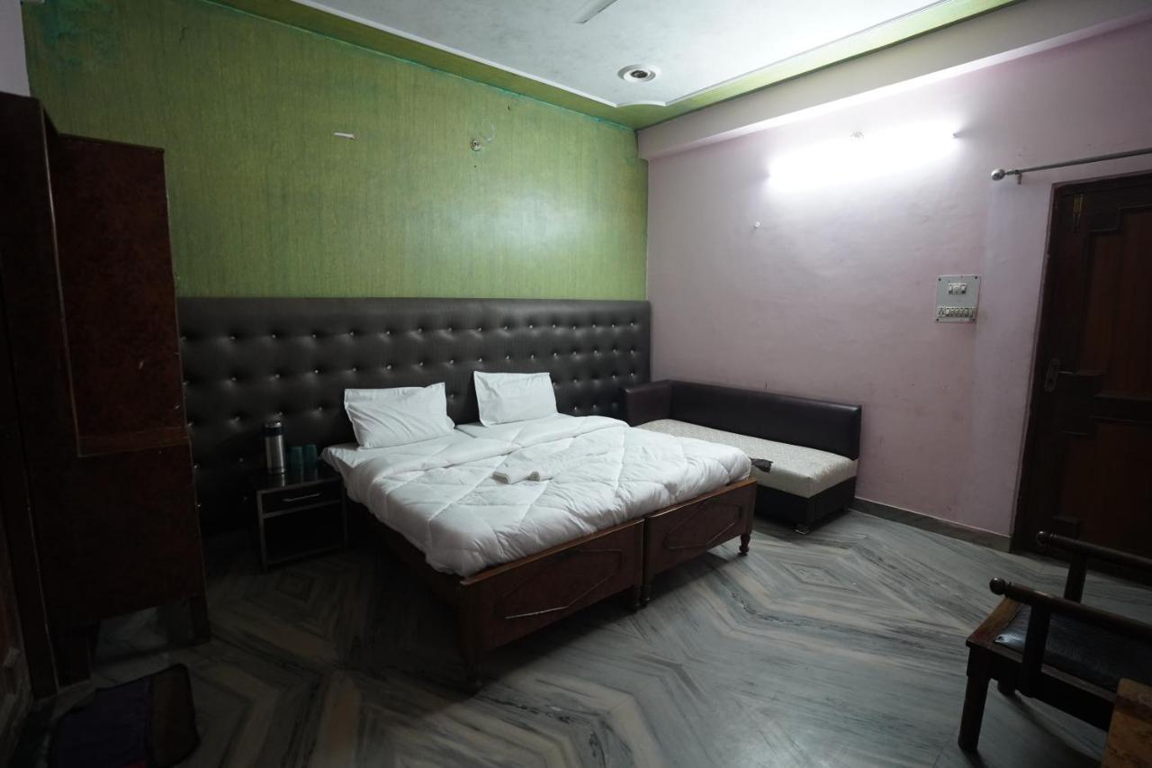 Hotel Satyam Dham By Wb Inn 2*