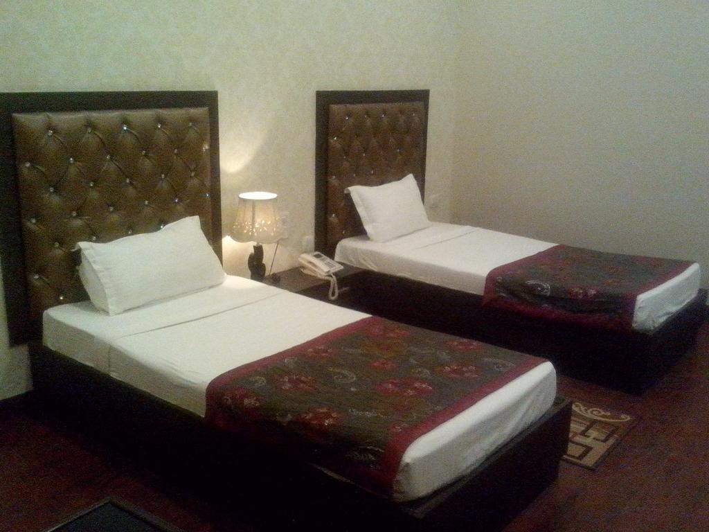 Krishna International Hotel Vrindavan