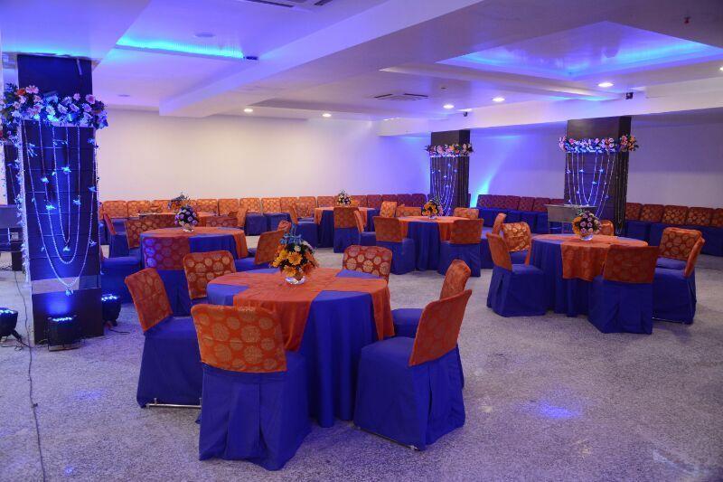 Krishna International Hotel 4*