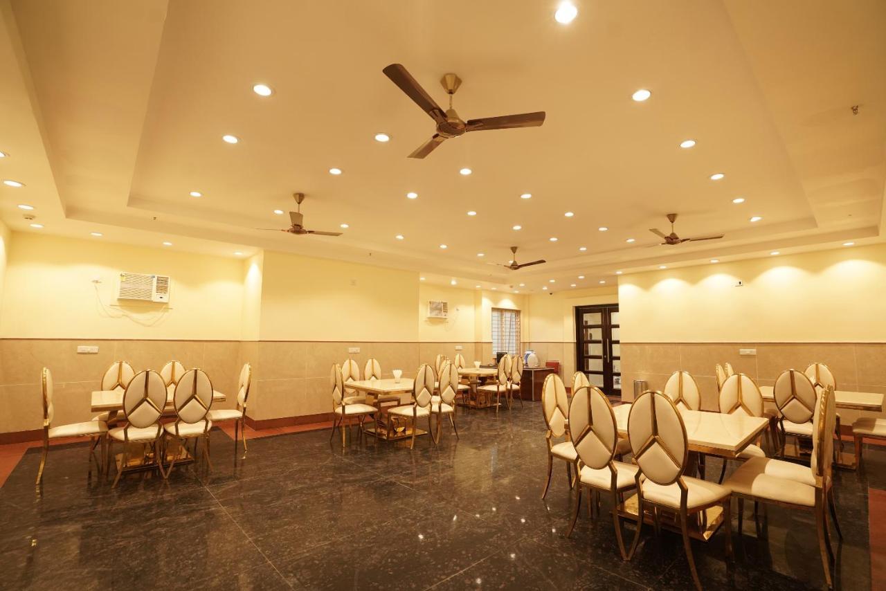 Hotel Sks Grand Palace-vrindavan Vrindavan