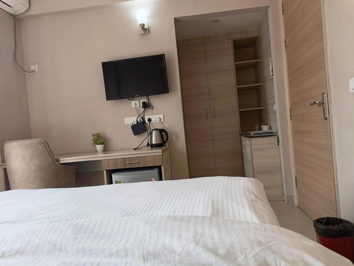 Apartment The Meera Eternity