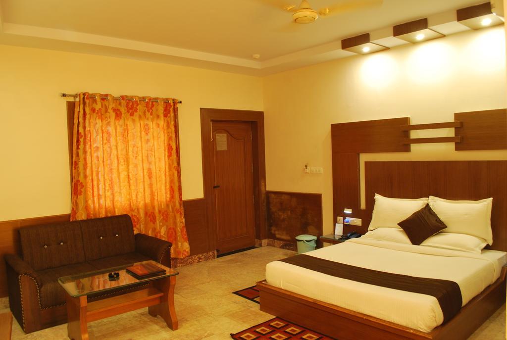 Hotel Basera Brij Bhoomi Vrindavan