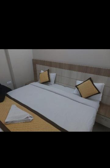 Kirti Darshan Apartment *