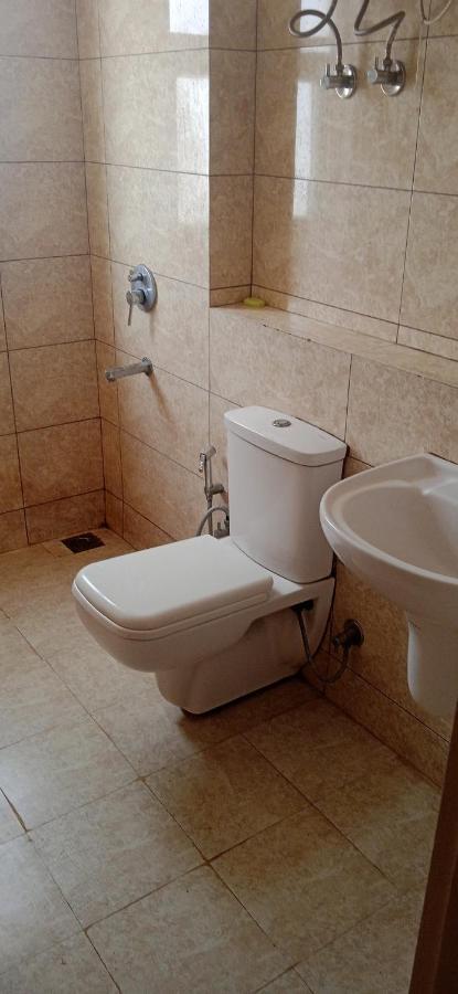 Rajput Residency Hotel *