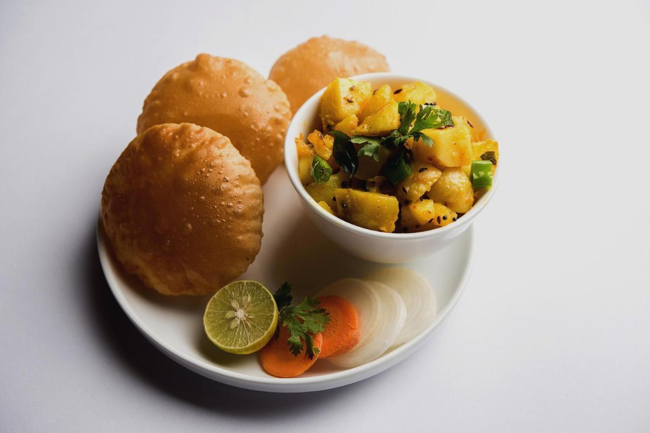 Hotel O Krishna Palace Vrindavan