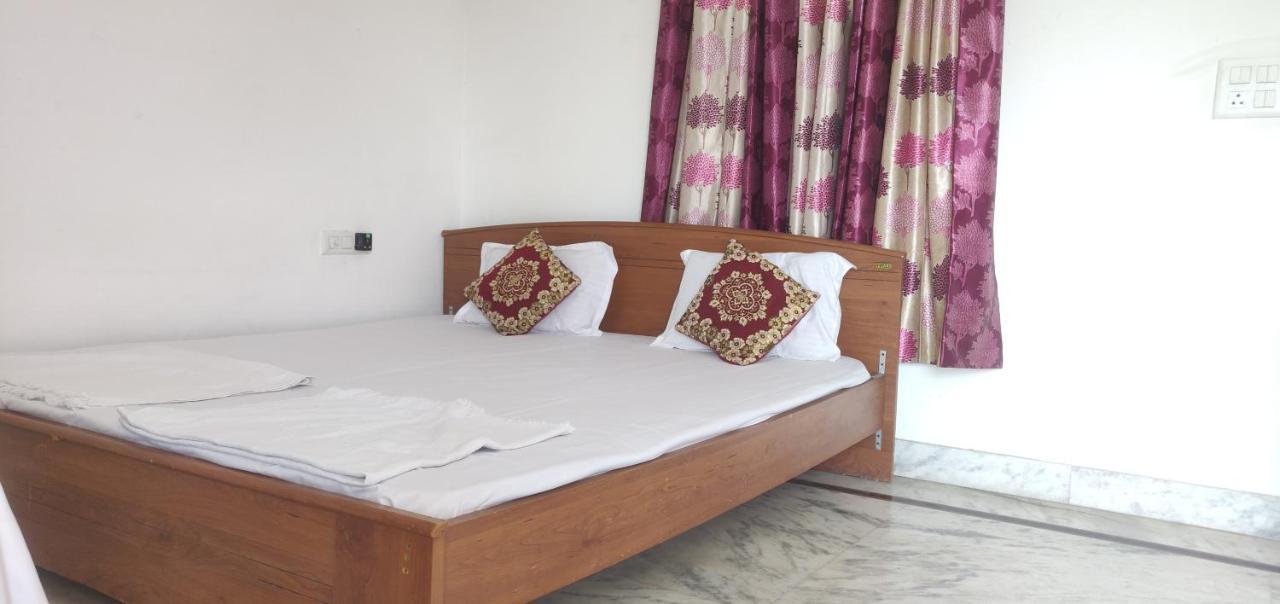 Kridha Holidays With Kitchen