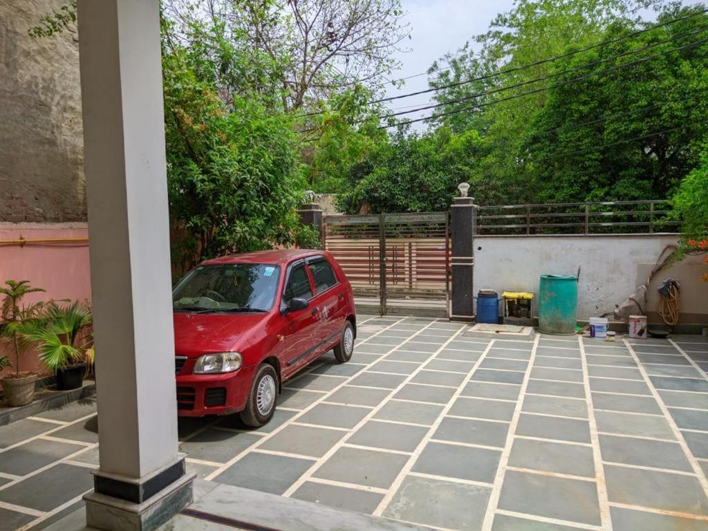 Kridha Holidays With Kitchen Vrindavan