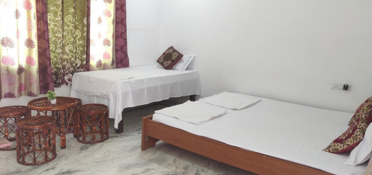 Kridha Holidays With Kitchen * Vrindavan