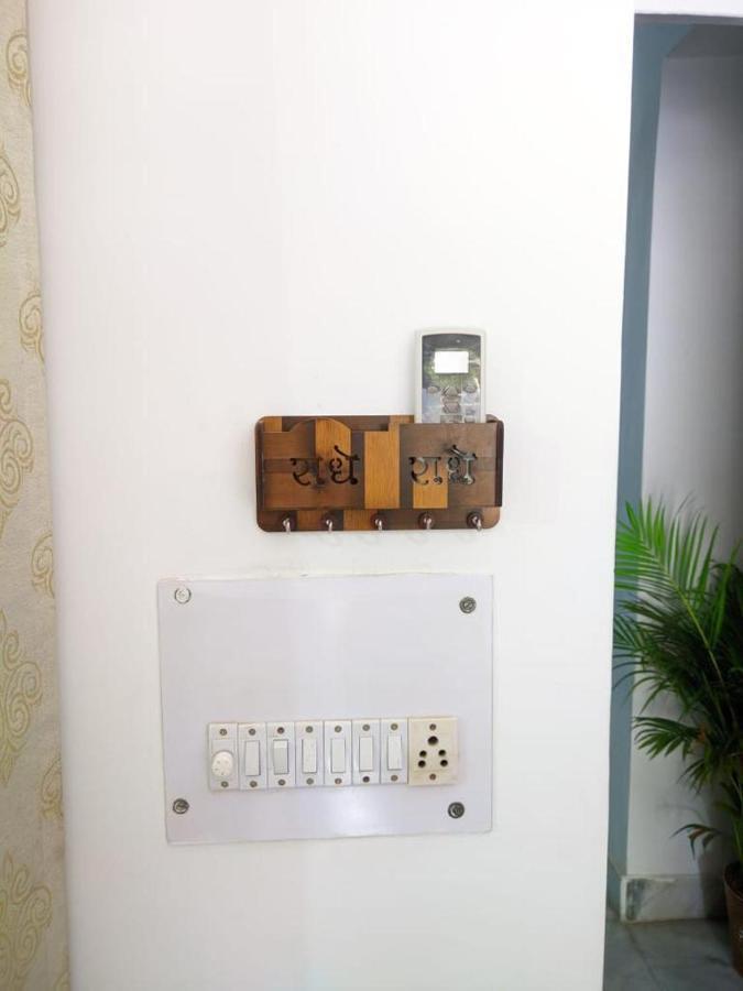 Kridha Holidays With Kitchen Holiday home Vrindavan